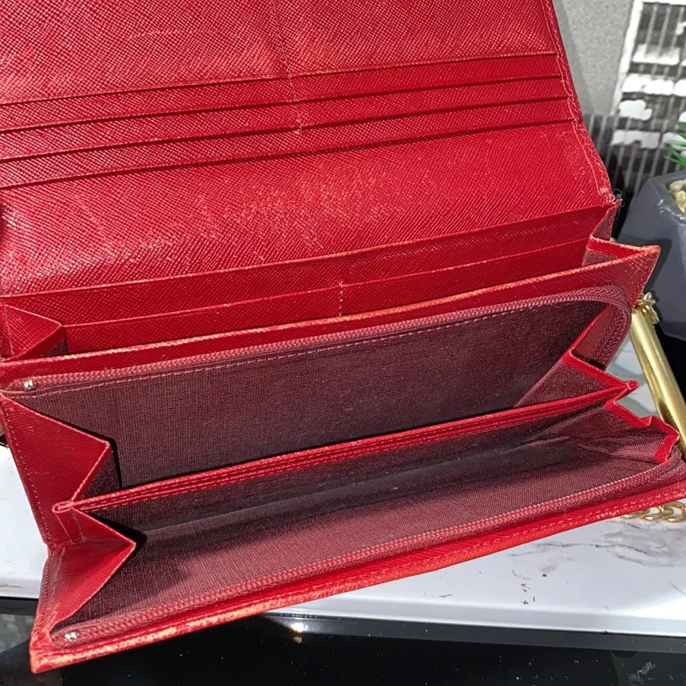 Authentic Burberry Long Leather Wallet_6